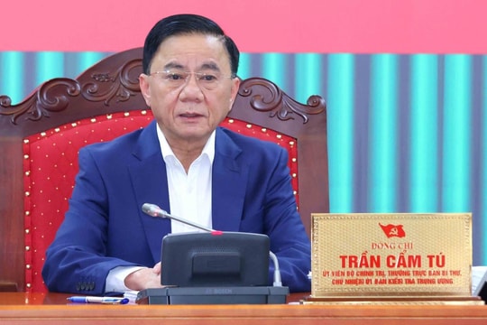 Bộ Chính trị yêu cầu hoàn tất sắp xếp cấp xã trước 15/7, cấp tỉnh trước 15/8/2025: Nghiêm cấm can thiệp khi sắp xếp nhân sự