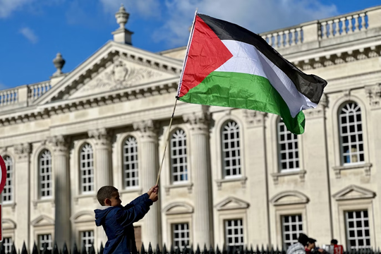 Cờ Palestine được treo tại WHO sau cuộc bỏ phiếu lịch sử