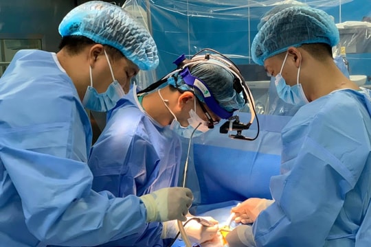 Phẫu thuật tim thành công cho trẻ 7 tháng tuổi mắc dị tật tim bẩm sinh