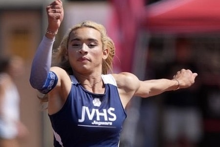 Ông Trump yêu cầu California cấm nữ VĐV chuyển giới đấu chung kết nhảy cao