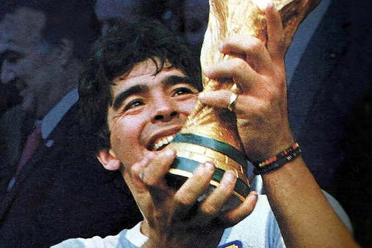 Thẩm phán rút khỏi phiên tòa xét xử liên quan đến cái chết của Maradona