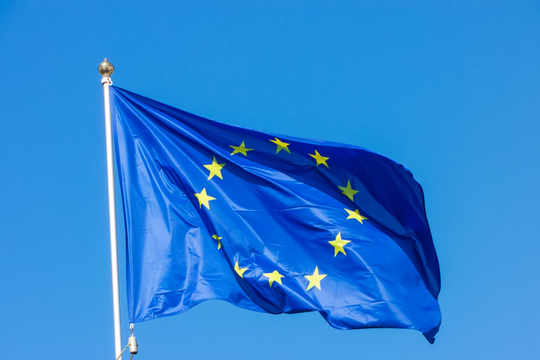 Liên minh châu Âu chính thức dỡ bỏ cấm vận với Syria