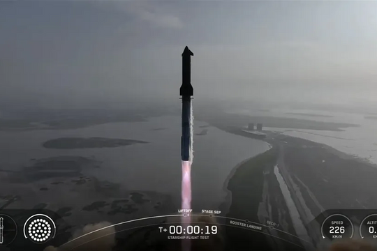 Tên lửa phát nổ khi trở về, tàu vũ trụ gặp trục trặc trong vụ phóng mới của SpaceX