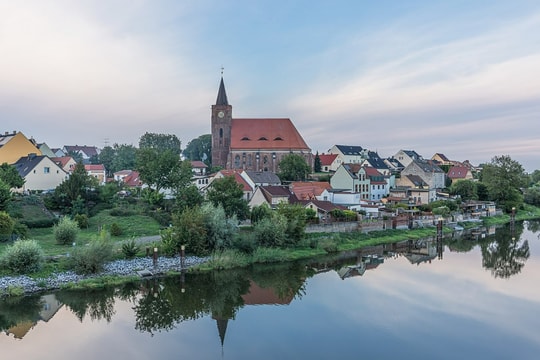 Thị trấn của Đức cung cấp chỗ ở miễn phí để thu hút cư dân