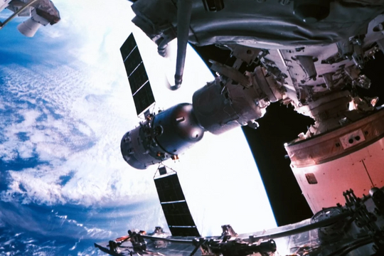 Trung Quốc phát triển robot tự vệ cho trạm vũ trụ Thiên Cung