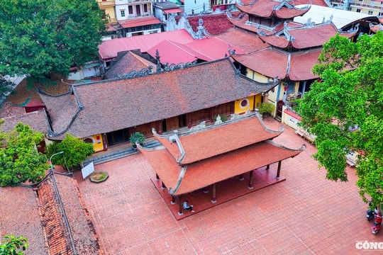 Không gian kiến trúc độc đáo của ngôi đình ven bờ sông Đuống