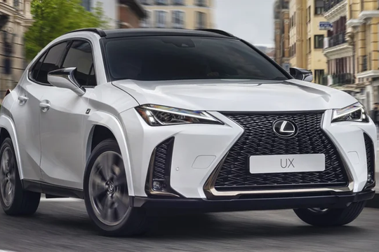 ‏UX trên xe Lexus nghĩa là gì?‏