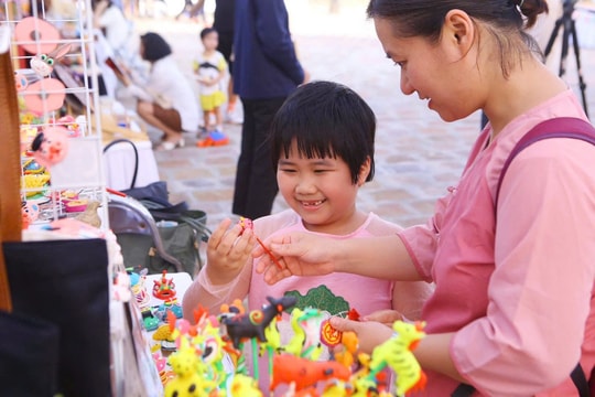 'Lớn lên cùng Truyền thống' – Hành trình kết nối văn hóa và sáng tạo