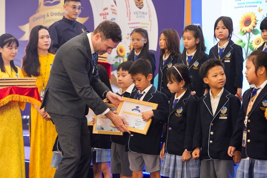 Năm học 2024 – 2025: Học sinh Victoria School ghi dấu ấn với loạt thành tích