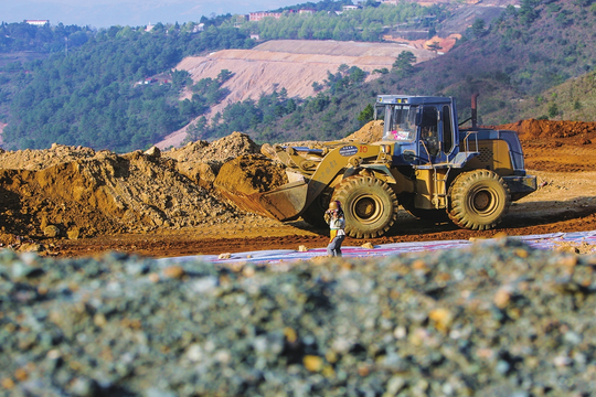 Kho vũ khí Mỹ phụ thuộc thế nào vào nguồn cung khoáng sản Trung Quốc?