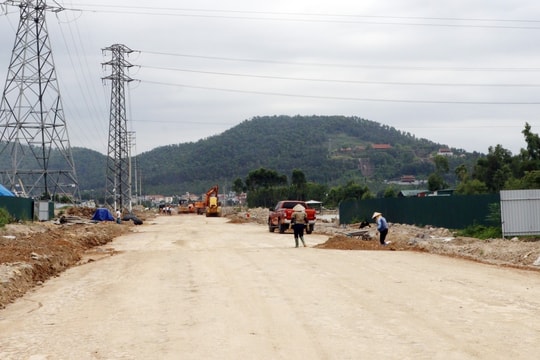 Bắc Ninh: Phấn đấu hoàn thành dự án các tuyến đường đấu nối khu công nghiệp phường Nam Sơn trước ngày 30/6