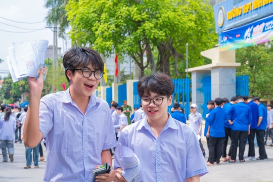 Ninh Bình: 11 thí sinh vắng, 2 thí sinh bị đình chỉ trong Kỳ thi tuyển sinh vào lớp 10 THPT hệ không chuyên