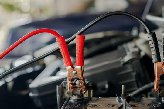‏Cách xử lý khi chết ắc quy xe‏