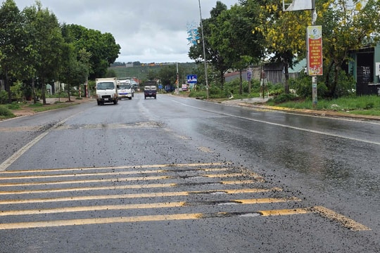 Kiến nghị đầu tư xây dựng mương thoát nước dọc Quốc lộ 19