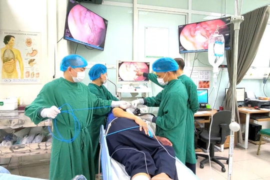 Nhiều bệnh nhân thoát đại phẫu bằng kĩ thuật cắt tách niêm mạc qua nội soi