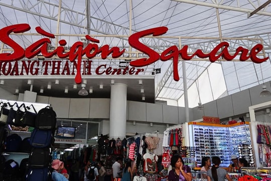 Cơ quan chức năng nói về tình trạng buôn bán hàng giả ở Saigon Square