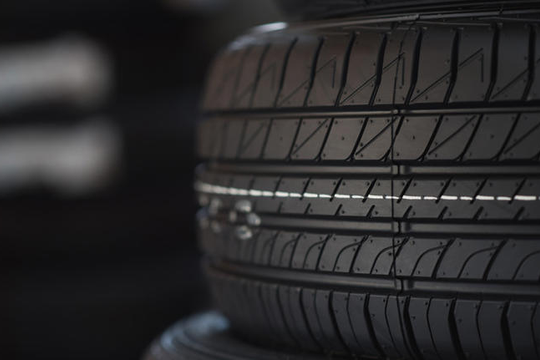 ‏Vì sao bạn nên biết chỉ số cản lăn của lốp xe‏