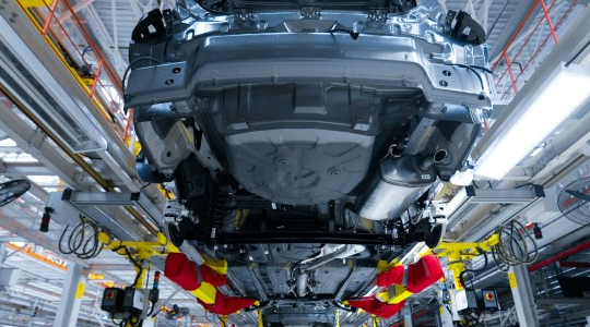 ‏Ngành sản xuất ô tô toàn cầu 'toát mồ hôi' vì Trung Quốc siết xuất khẩu đất hiếm‏