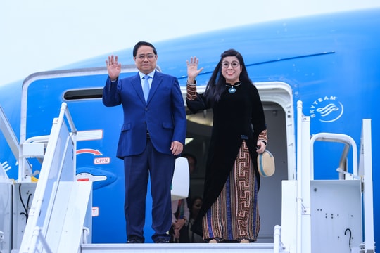 Thủ tướng Phạm Minh Chính bắt đầu thăm chính thức Estonia