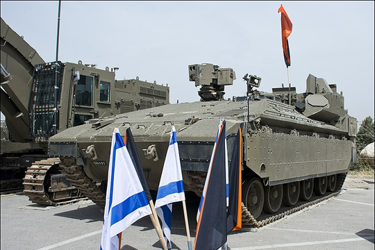 Israel phá kỷ lục xuất khẩu vũ khí, nói thế giới đang 'nhìn thấy sức mạnh' ở Gaza