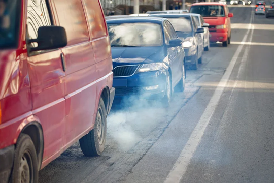 ‏Nổ máy chờ quá lâu: Hại động cơ hơn bạn nghĩ‏