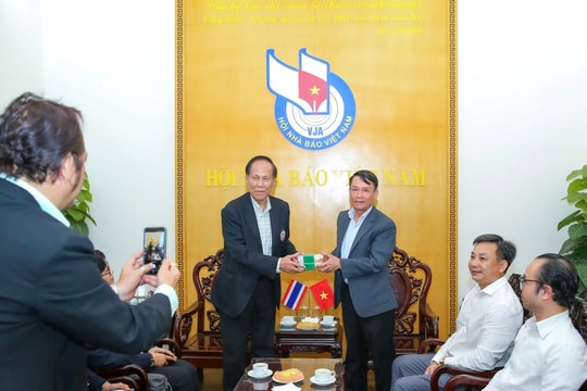 Xây dựng mối quan hệ báo chí ngày càng bền chặt giữa 2 nước Việt Nam - Thái Lan