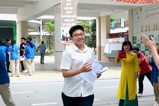 Hà Nội: Đề thi vào lớp 10 môn Tiếng Anh không khó