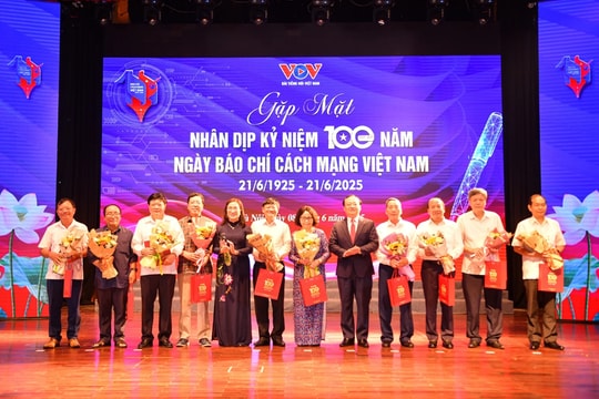 Tri ân các thế hệ nhà báo nhân dịp kỷ niệm 100 năm Ngày Báo chí Cách mạng Việt Nam
