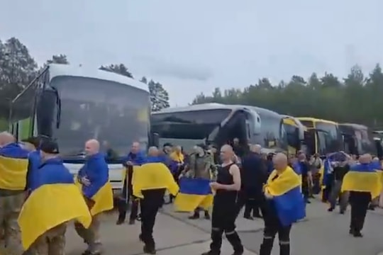 Nga và Ukraine cáo buộc lẫn nhau làm gián đoạn trao đổi tù binh