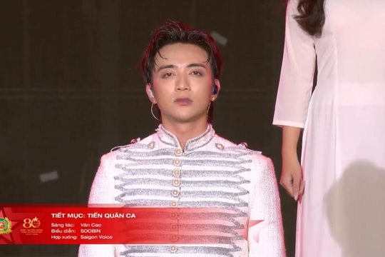 'Tiến quân ca' và bản hòa âm của niềm tin trên mạng xã hội