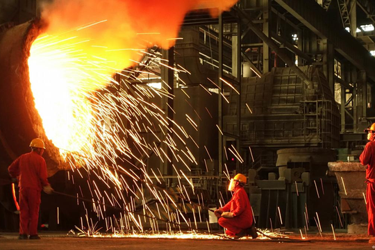 ‏Xuất khẩu Trung Quốc sang Mỹ giảm mạnh nhất kể từ 2020‏