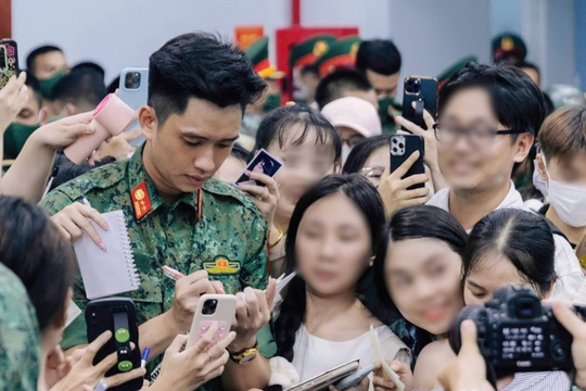 PGS. TS Bùi Hoài Sơn: 'Văn hóa thần tượng đang có nguy cơ mất định hướng'