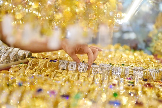 Dự báo giá vàng ngày mai 11/6/2025: Thận trọng trước cảnh bảo của Metals Focus