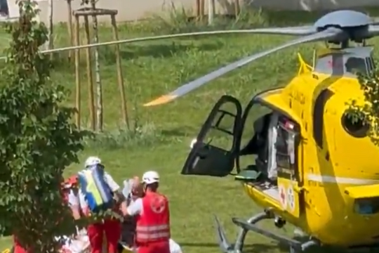 Cựu học sinh về trường học xả súng khiến nhiều người thiệt mạng rồi tự sát ở Áo