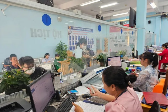 TP.HCM: Kiến nghị bổ sung nhân sự cho 78 phường mới chưa có HĐND