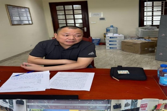 Khởi tố, bắt tạm giam đối tượng cầm đầu đường dây làm giả các nhãn hiệu giày, dép nổi tiếng