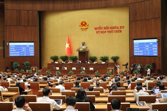 Quốc hội thông qua Nghị quyết sắp xếp đơn vị hành chính cấp tỉnh, có hiệu lực ngay