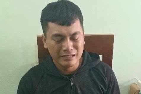 Tức giận vì bị trêu đi nhà nghỉ với bạn gái, thanh niên đâm chết bạn nhậu