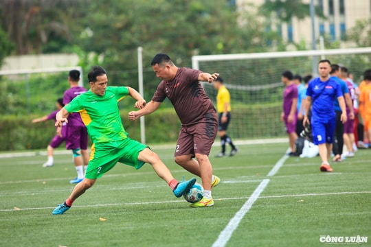 Kịch tính vòng bảng, lộ diện 8 đội vào tứ kết Giải bóng đá Cúp Nhà báo & Công luận lần thứ IV - 2025