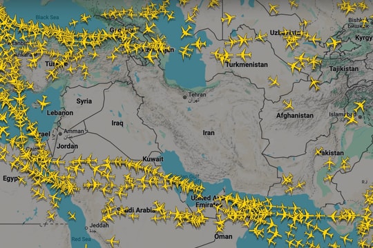 Người dân Iran lo sợ và phẫn nộ sau các vụ tấn công của Israel