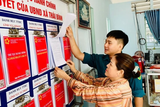 Chủ tịch UBND tỉnh quyết định công nhận cấp xã đạt chuẩn tiếp cận pháp luật