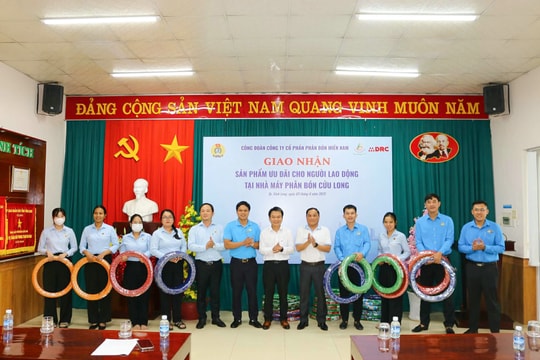 Phân bón Miền Nam và Cao su Đà Nẵng: Ủng hộ hàng Việt nội khối