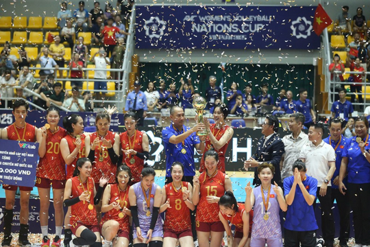 Thắng Philippines 3-0, bóng chuyền nữ Việt Nam lần thứ 3 liên tiếp vô địch AVC Nations Cup