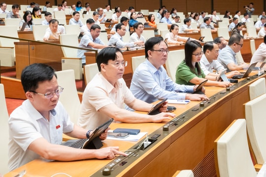 Quốc hội thông qua Luật Nhà giáo: Thu hút, trọng dụng người tài