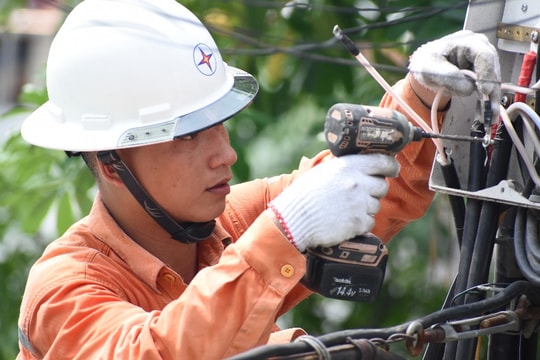 EVNHANOI nỗ lực vận hành, đảm bảo cấp điện cao điểm hè 2025