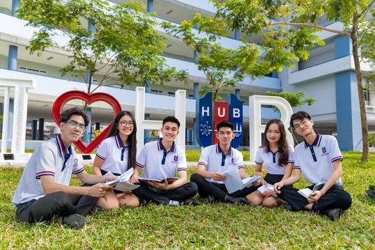 Đại học Ngân hàng TP HCM tuyển sinh 2025 với 5 phương thức xét tuyển