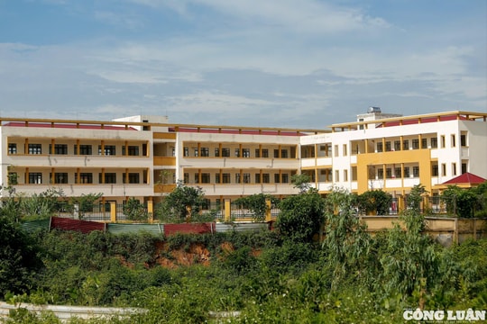 Hà Nội: Dự án trường học hàng tỷ đồng bị ‘đắp chiếu’ sau khi xây dựng