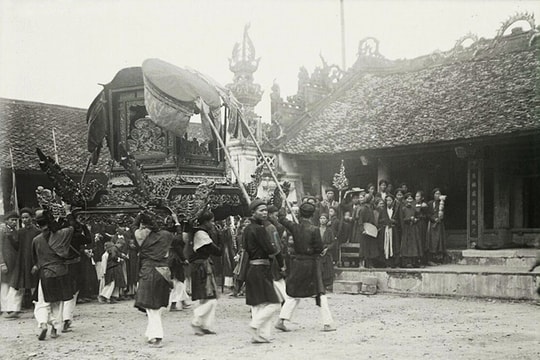 Gian nan chuyện phục dựng, bảo tồn di sản văn hóa