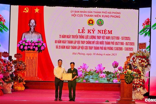 Thanh niên xung phong Hải Phòng dành cả thanh xuân cho dân tộc