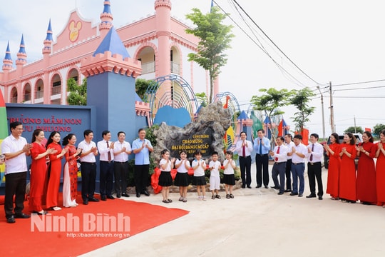 Huyện Kim Sơn (Ninh Bình): Khánh thành nhiều công trình chào mừng Đại hội đảng bộ các cấp tiến tới Đại hội lần thứ XIV của Đảng